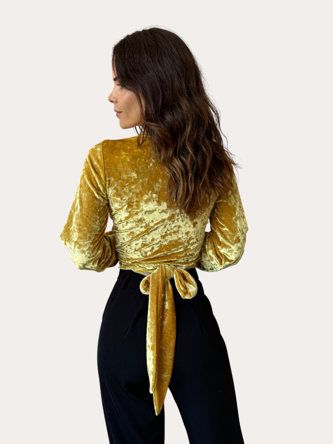 Top Cami velvet amarillo