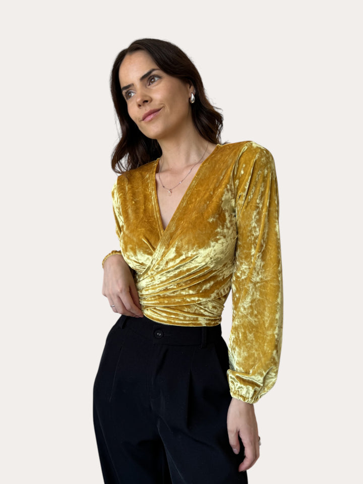 Top Cami velvet amarillo